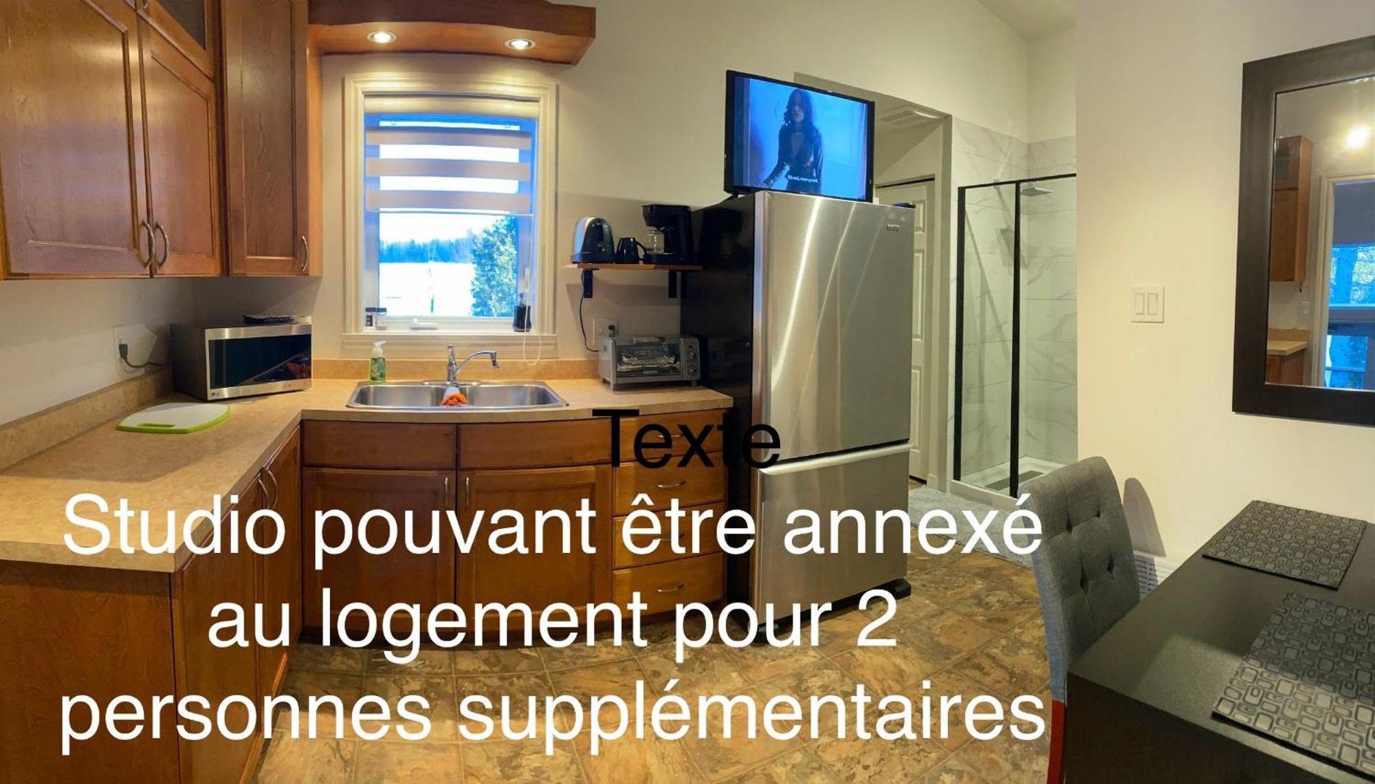 Logement 3 ,5 Entierement Prive Lac-Mégantic Eksteriør bilde